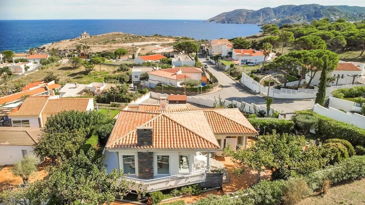 Villa Sarnella, El Port De La Selva 0*,